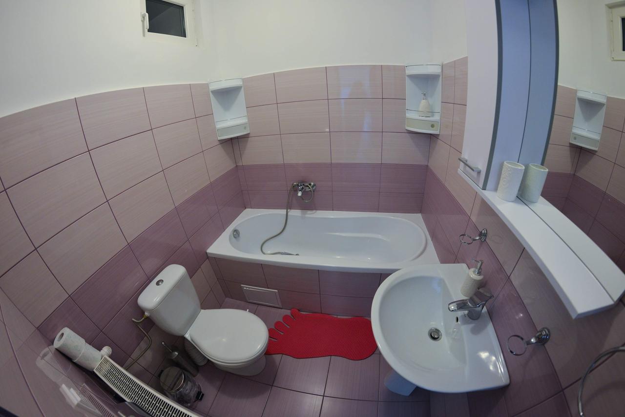 Luca Poarta Schei Apartment Brasov